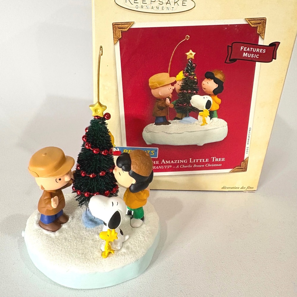 Hallmark Peanuts The Amazing Little Tree Musical Ornament Charlie Brown 2003